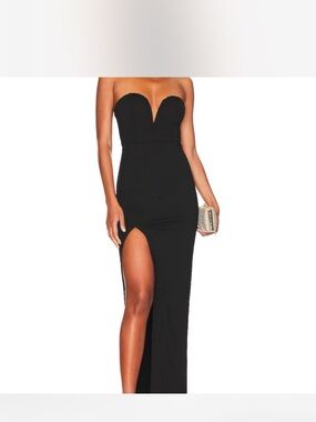 superdown Strapless Black Sweetheart Maxi Gown with High Slit